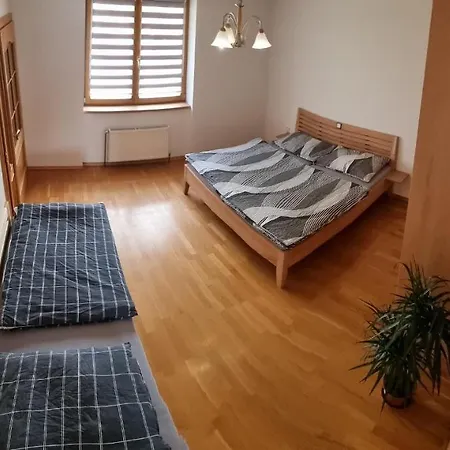 Apartman Znojmo זנוימו