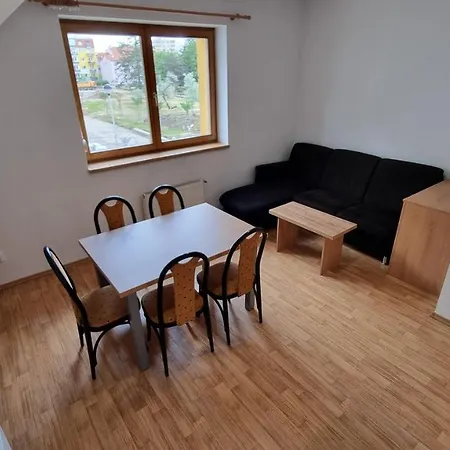 Apartman Znojmo * זנוימו